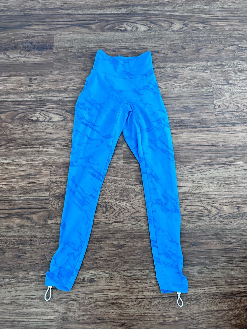 Bombshell Marble Toggle Leggings